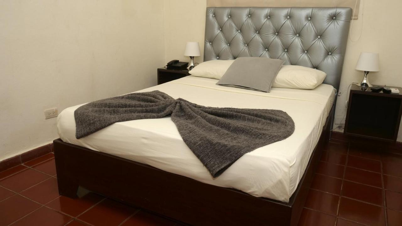 Hotel Alcaldeza - Garden House Maria Guadalupe Santo Domingo Exteriör bild